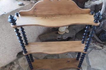 Restauration d'une étagère en bois